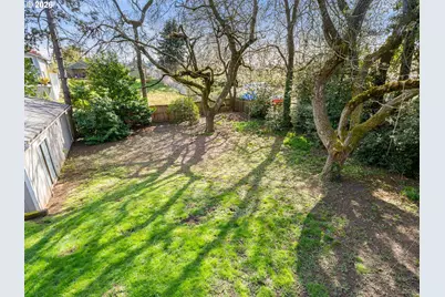4555 NE 119th Ave, Portland, OR 97220 - Photo 46