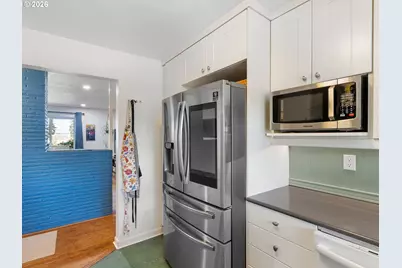 4555 NE 119th Ave, Portland, OR 97220 - Photo 8