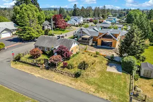 84 SE 10th Pl, Warrenton, OR 97146 - Photo 40