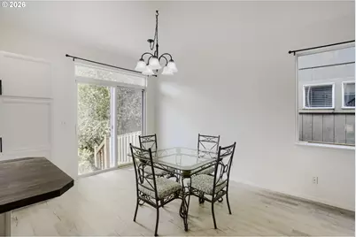 426 SE Heathcliff Ln, Hillsboro, OR 97123 - Photo 20