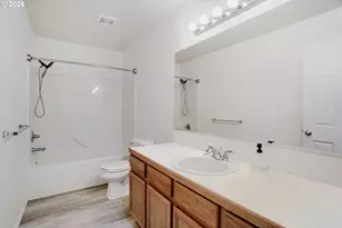 426 SE Heathcliff Ln, Hillsboro, OR 97123 - Photo 12