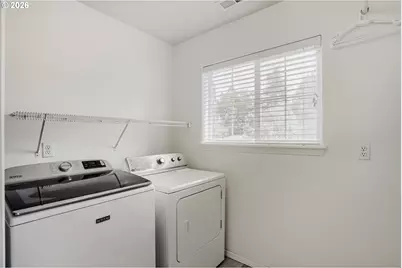 426 SE Heathcliff Ln, Hillsboro, OR 97123 - Photo 10