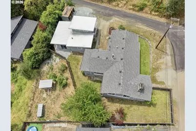 611 Fairchild St, Canyonville, OR 97417 - Photo 34
