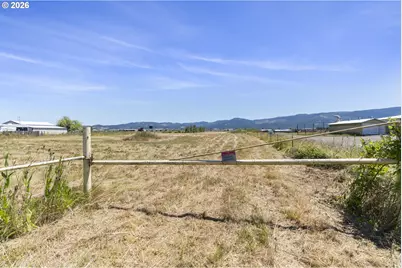 N Coburg Rd, Harrisburg, OR 97446 - Photo 24