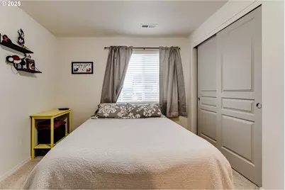 4685 Glacier Meadows Loop, Springfield, OR 97478 - Photo 12