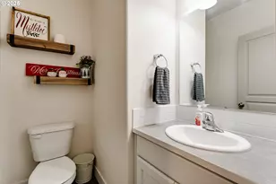 4685 Glacier Meadows Loop, Springfield, OR 97478 - Photo 2