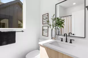 9227 N Seneca St, Portland, OR 97213 - Photo 10
