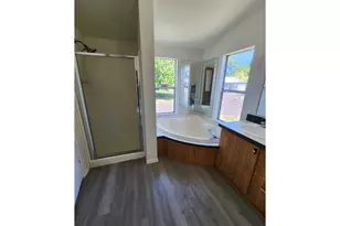 31919 N Lake Creek Dr, Tangent, OR 97389 - Photo 14