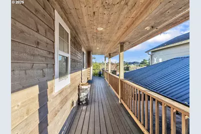 90589 Clark Rd, Warrenton, OR 97146 - Photo 8