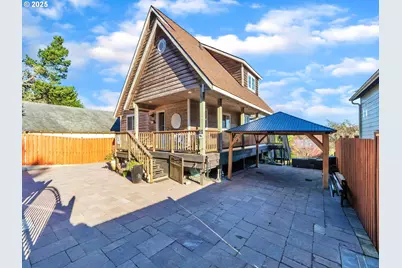 90589 Clark Rd, Warrenton, OR 97146 - Photo 8