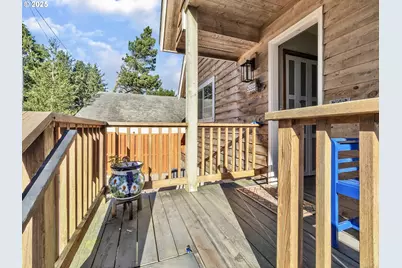 90589 Clark Rd, Warrenton, OR 97146 - Photo 6