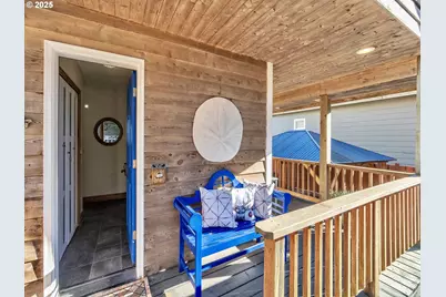 90589 Clark Rd, Warrenton, OR 97146 - Photo 12