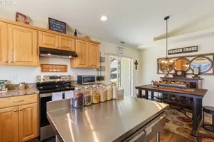 530 Tanglewood St, Sutherlin, OR 97479 - Photo 18