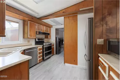 530 Seagrove Loop, Lincoln City, OR 97367 - Photo 10