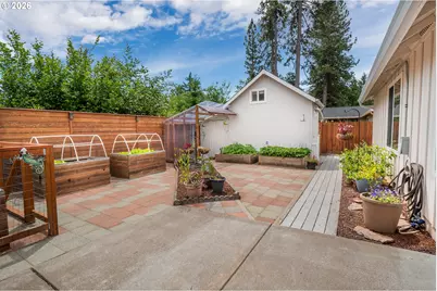 88099 Lindsay Ln, Veneta, OR 97487 - Photo 28