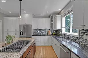 1673 NW 129th Pl, Portland, OR 97229 - Photo 10