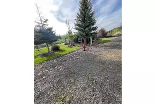 506 S Holmes St, Wallowa, OR 97885 - Photo 6