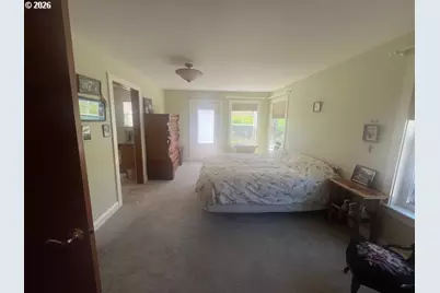 506 S Holmes St, Wallowa, OR 97885 - Photo 12