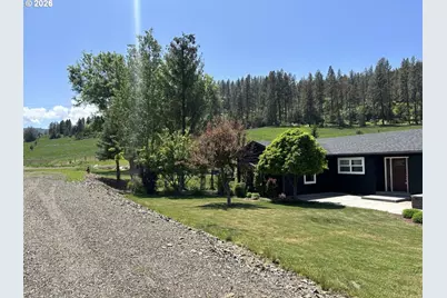 506 S Holmes St, Wallowa, OR 97885 - Photo 2