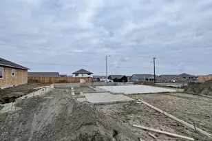 850 NE Laurel Springs Dr, Hermiston, OR 97838 - Photo 1