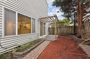 6496 NW Wenmarie Dr, Portland, OR 97229 - Photo 36