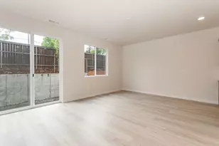 944 NW 178th Wy, Ridgefield, WA 98642 - Photo 8