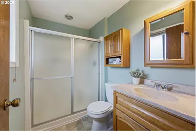 13501 SE 20th Cir, Vancouver, WA 98683 - Photo 16