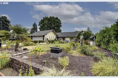 12607 SE 11th St, Vancouver, WA 98683 - Photo 2