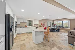 8212 NW Fruit Valley Rd, Vancouver, WA 98665 - Photo 32