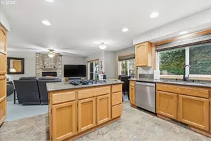 4616 NW Valley St, Camas, WA 98607 - Photo 10