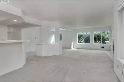 5054 Foothills Dr #B / 68, Lake Oswego, OR 97034 - Photo 6