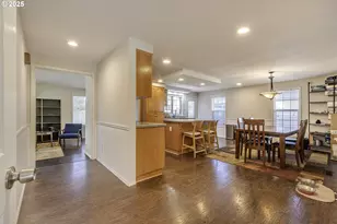 211 SE 33rd Ave, Hillsboro, OR 97123 - Photo 4