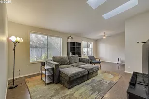 211 SE 33rd Ave, Hillsboro, OR 97123 - Photo 10