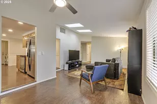 211 SE 33rd Ave, Hillsboro, OR 97123 - Photo 12