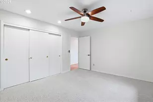 32525 SW Arbor Lake Dr, Wilsonville, OR 97070 - Photo 26