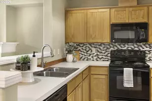 20578 NW Sedona Ln, Beaverton, OR 97006 - Photo 18