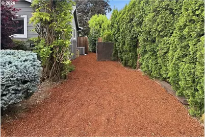 730 SE Barnes Ave, Gresham, OR 97080 - Photo 30