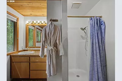 21220 E Crater Ct, Rhododendron, OR 97049 - Photo 24