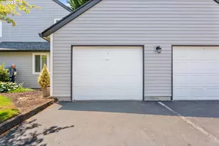 7294 SE Thiessen Rd, Milwaukie, OR 97267 - Photo 2