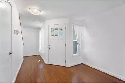7294 SE Thiessen Rd, Milwaukie, OR 97267 - Photo 6