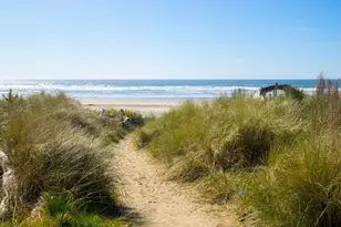 17460 Old Pacific Hwy, Rockaway Beach, OR 97136 - Photo 38