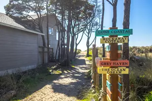 17460 Old Pacific Hwy, Rockaway Beach, OR 97136 - Photo 38