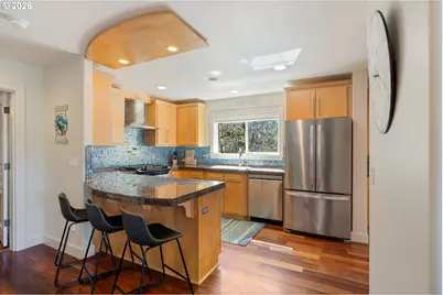 17460 Old Pacific Hwy, Rockaway Beach, OR 97136 - Photo 8