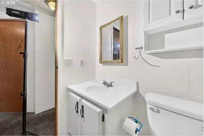 1413 Hawthorne 33 Ave #33, Reedsport, OR 97467 - Photo 18