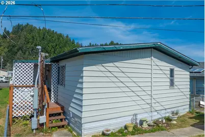 1413 Hawthorne 33 Ave #33, Reedsport, OR 97467 - Photo 30