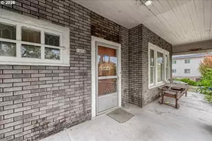 1404 SE Lafayette St, Portland, OR 97202 - Photo 6