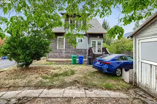 1404 SE Lafayette St, Portland, OR 97202 - Photo 10