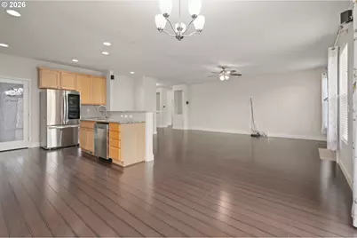 1190 Peascod Dr, Eugene, OR 97402 - Photo 16
