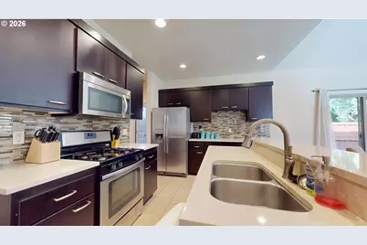 375 Mia Ln, Eugene, OR 97401 - Photo 12