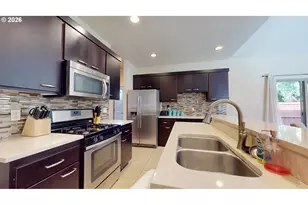 375 Mia Ln, Eugene, OR 97401 - Photo 12